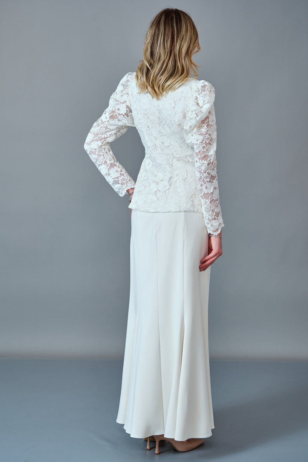 Qne Tu - Regular Size Suit (QNE27K5294)