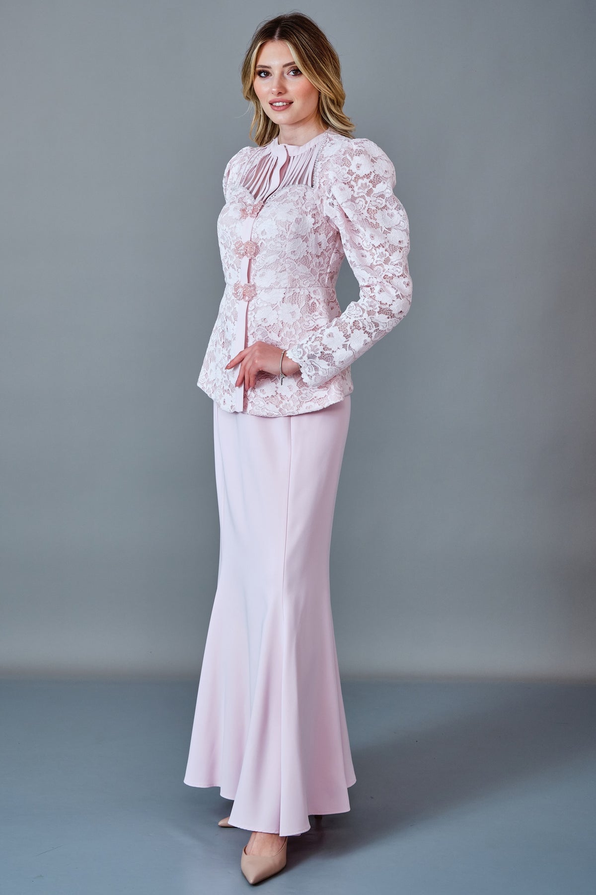Qne Tu - Regular Size Suit (QNE27K5294)