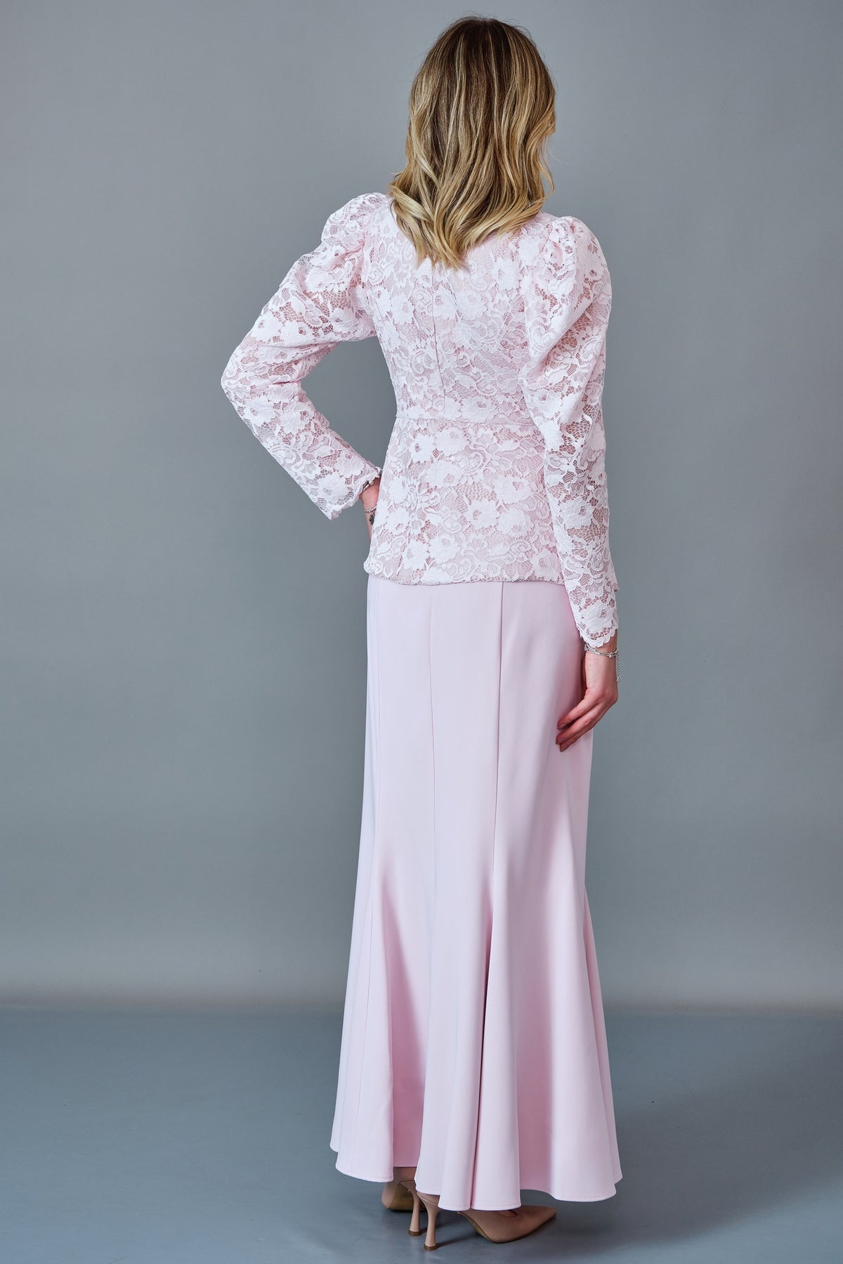 Qne Tu - Regular Size Suit (QNE27K5294)