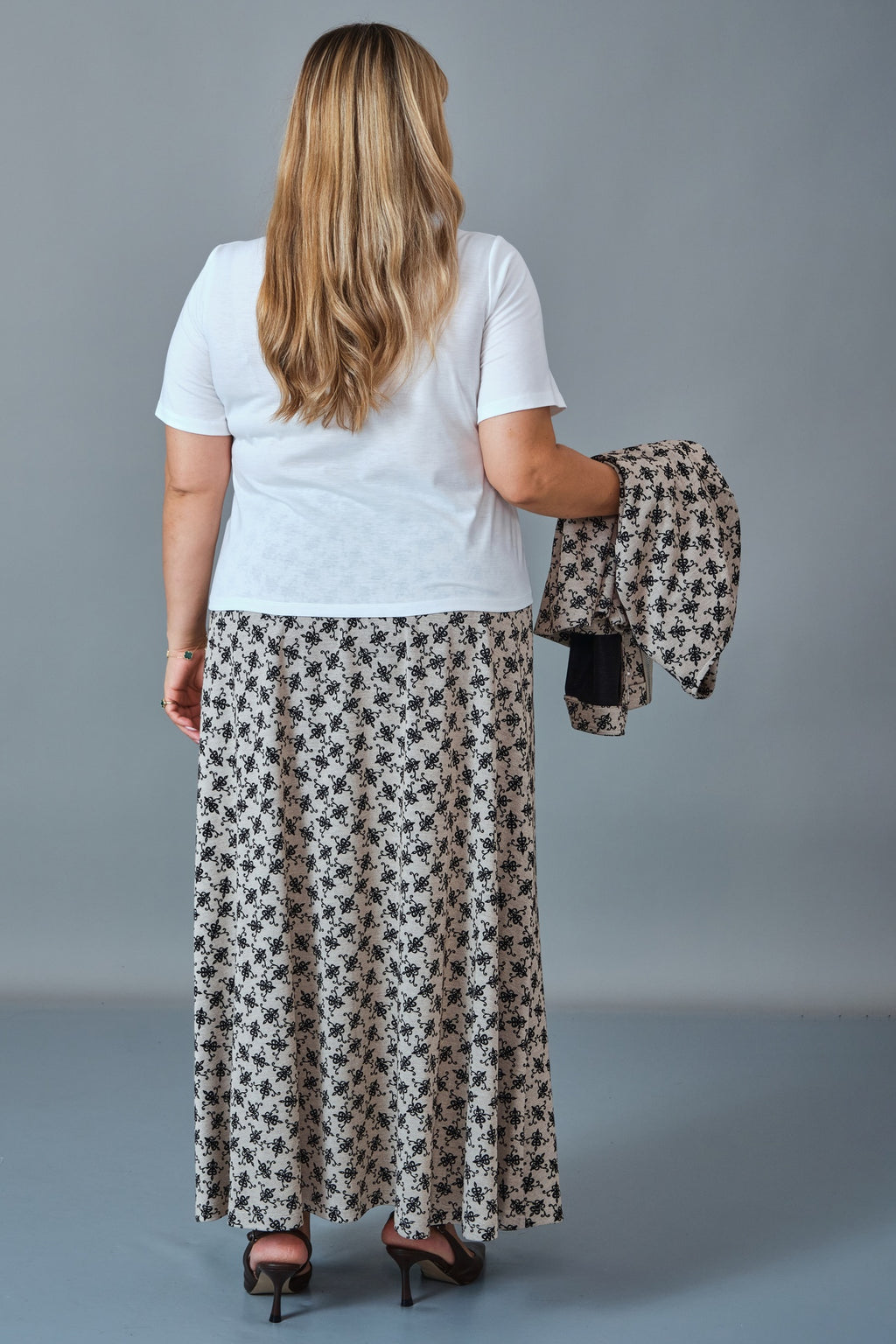 Gumanize - Plus Size Suit (GMZTK787-8494)