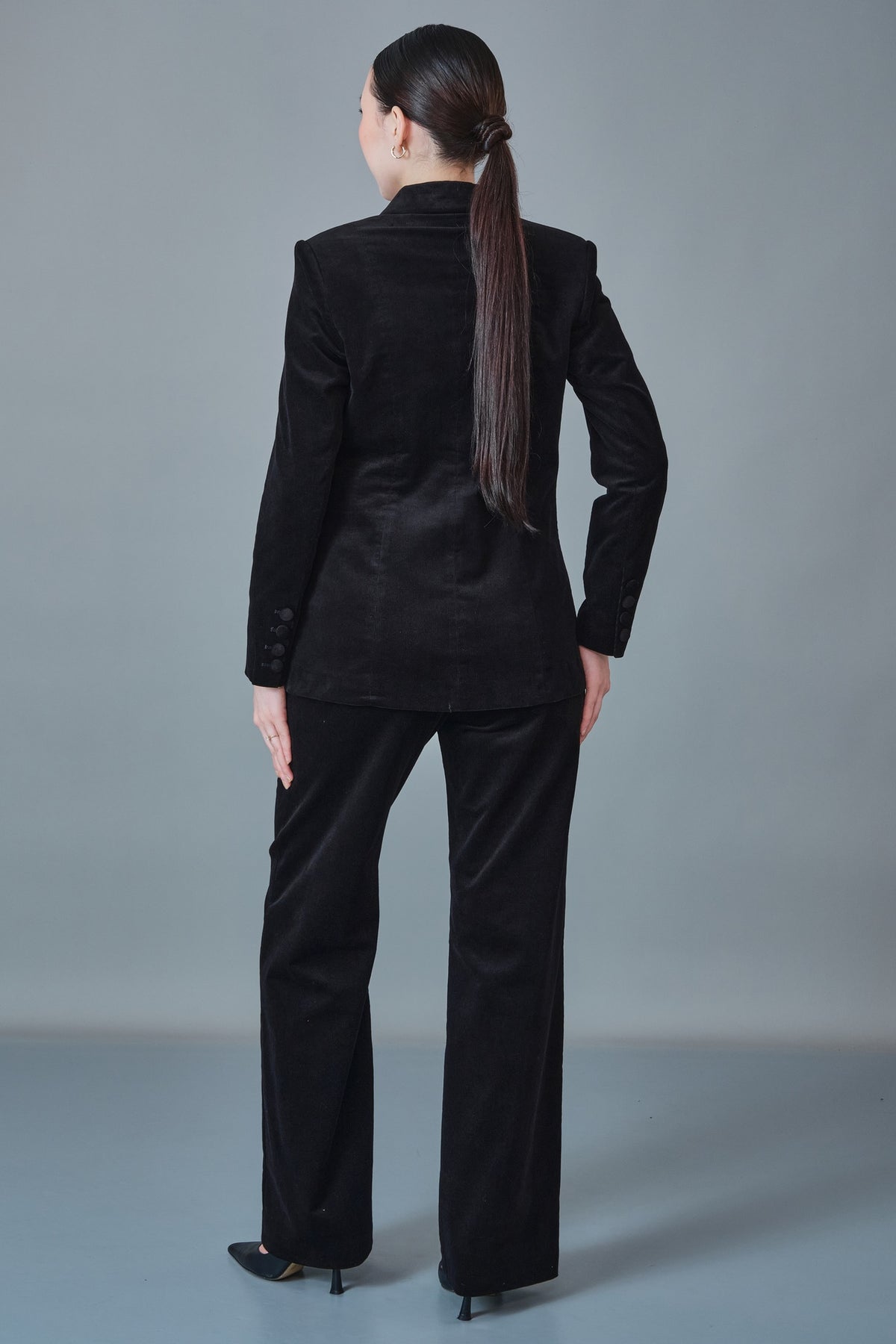 Meira - Regular Size Suit (MEI27K8880)