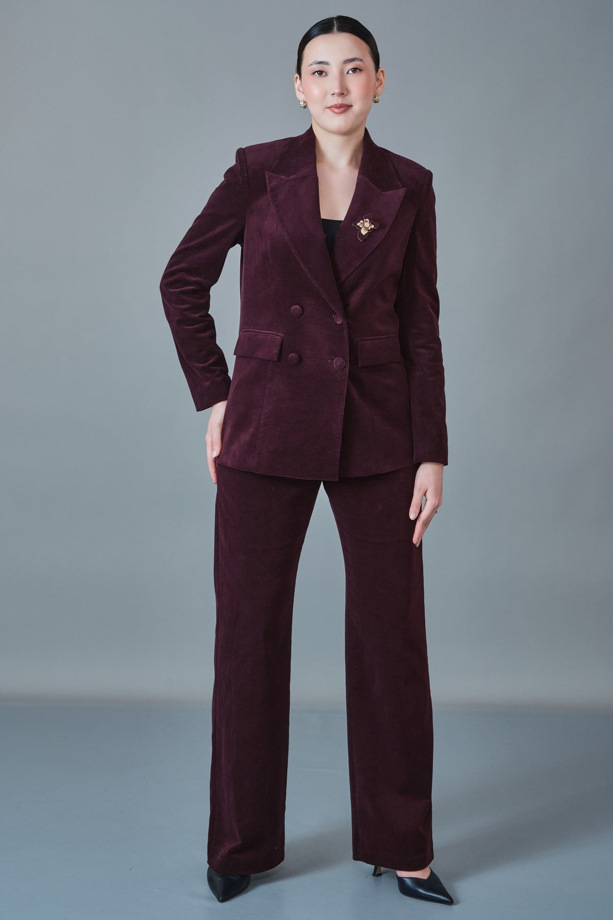 Meira - Regular Size Suit (MEI27K8880)