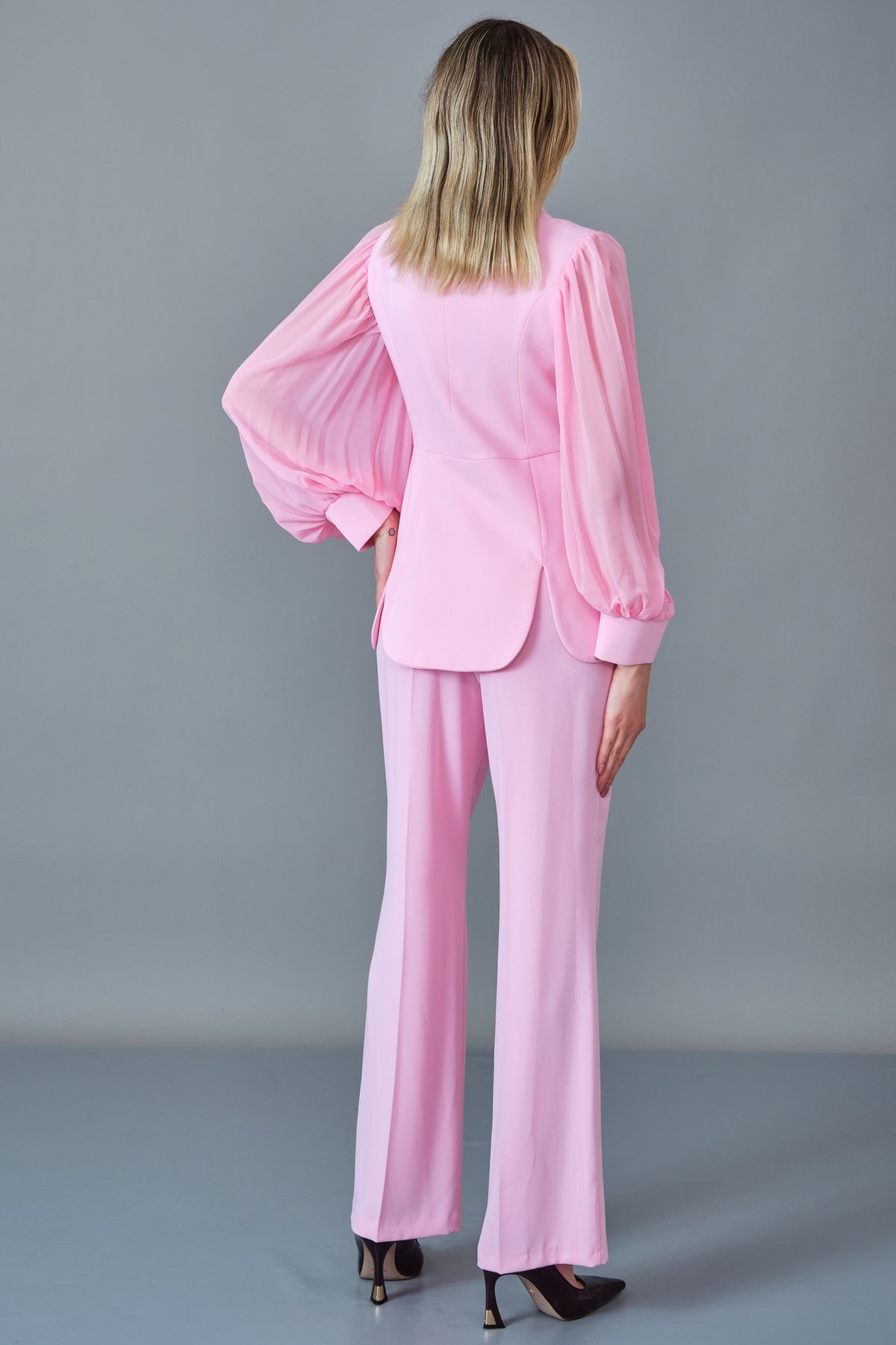 Qne Tu - Regular Size Suit (QNE27K5274)
