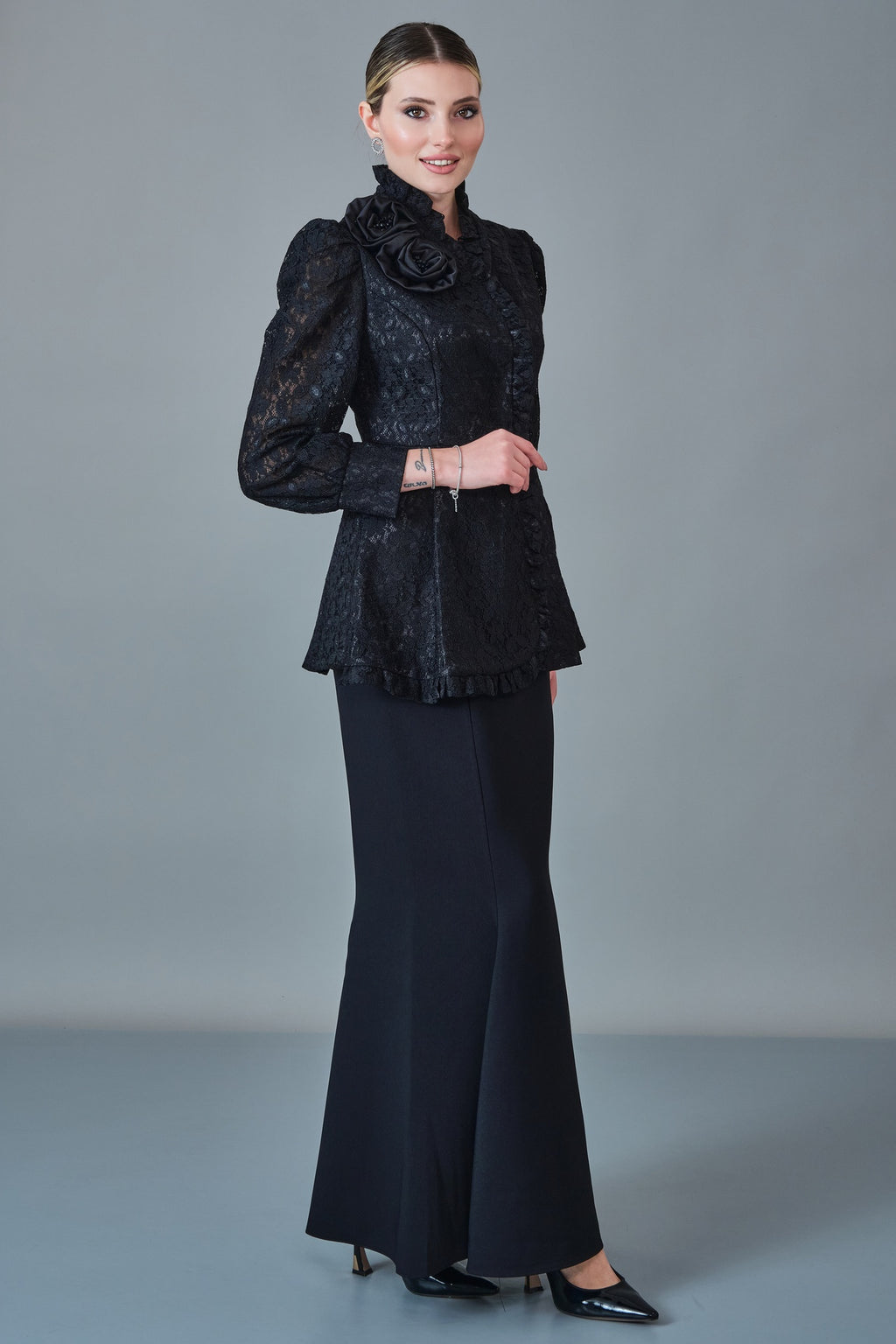 Qne Tu - Regular Size Suit (QNE27K5353)
