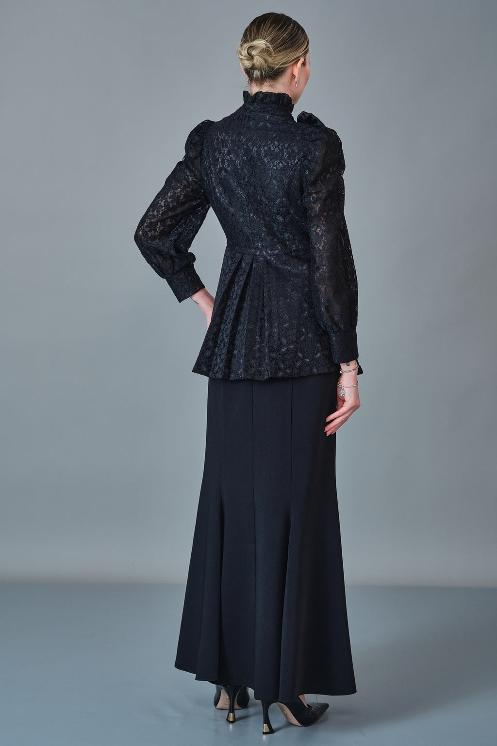 Qne Tu - Regular Size Suit (QNE27K5353)