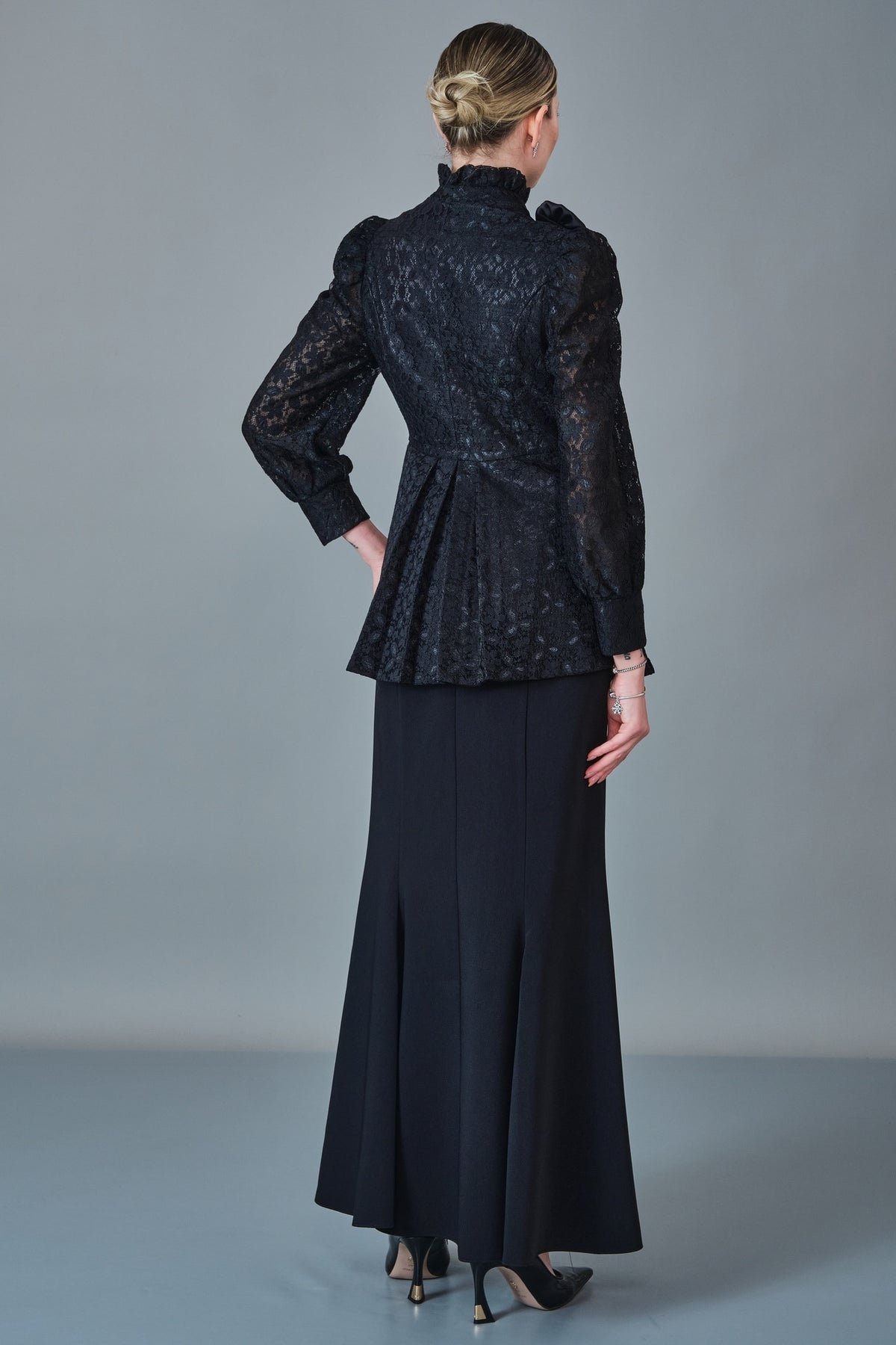 Qne Tu - Regular Size Suit (QNE27K5353)