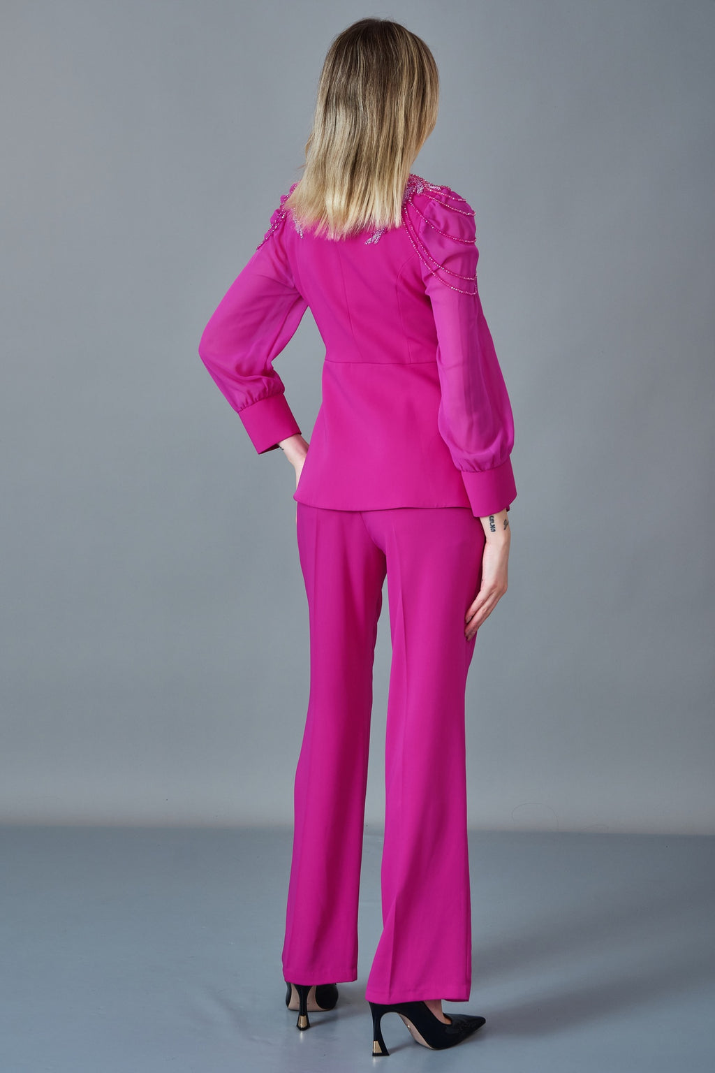 Qne Tu - Regular Size Suit (QNE27K5217)