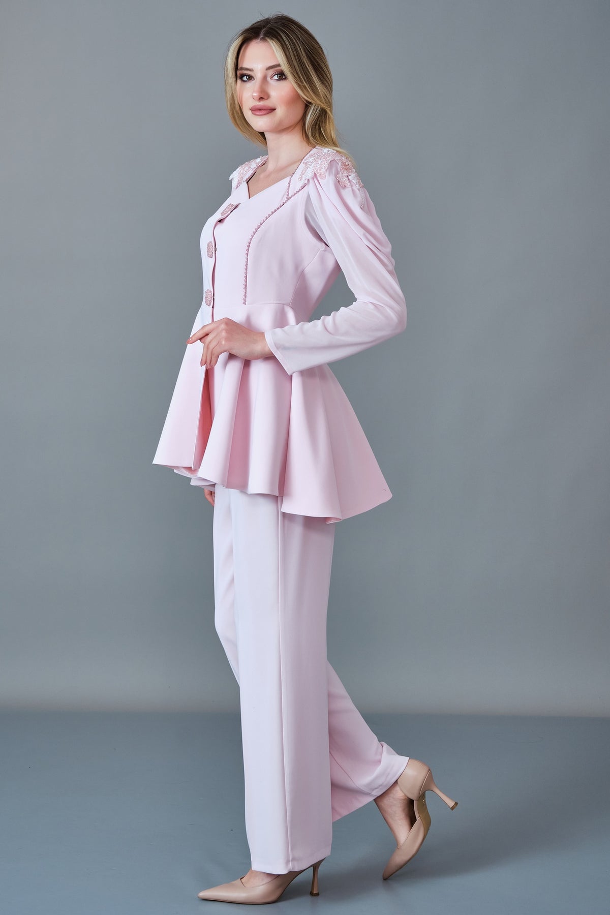 Qne Tu - Regular Size Suit (QNE27K5310)