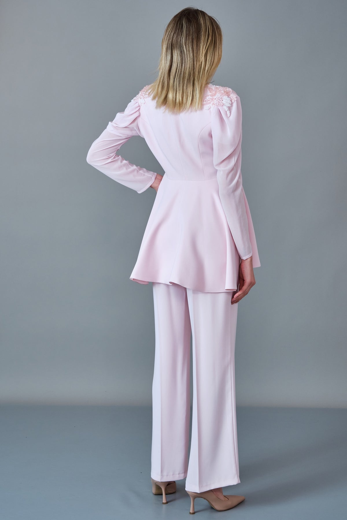 Qne Tu - Regular Size Suit (QNE27K5310)