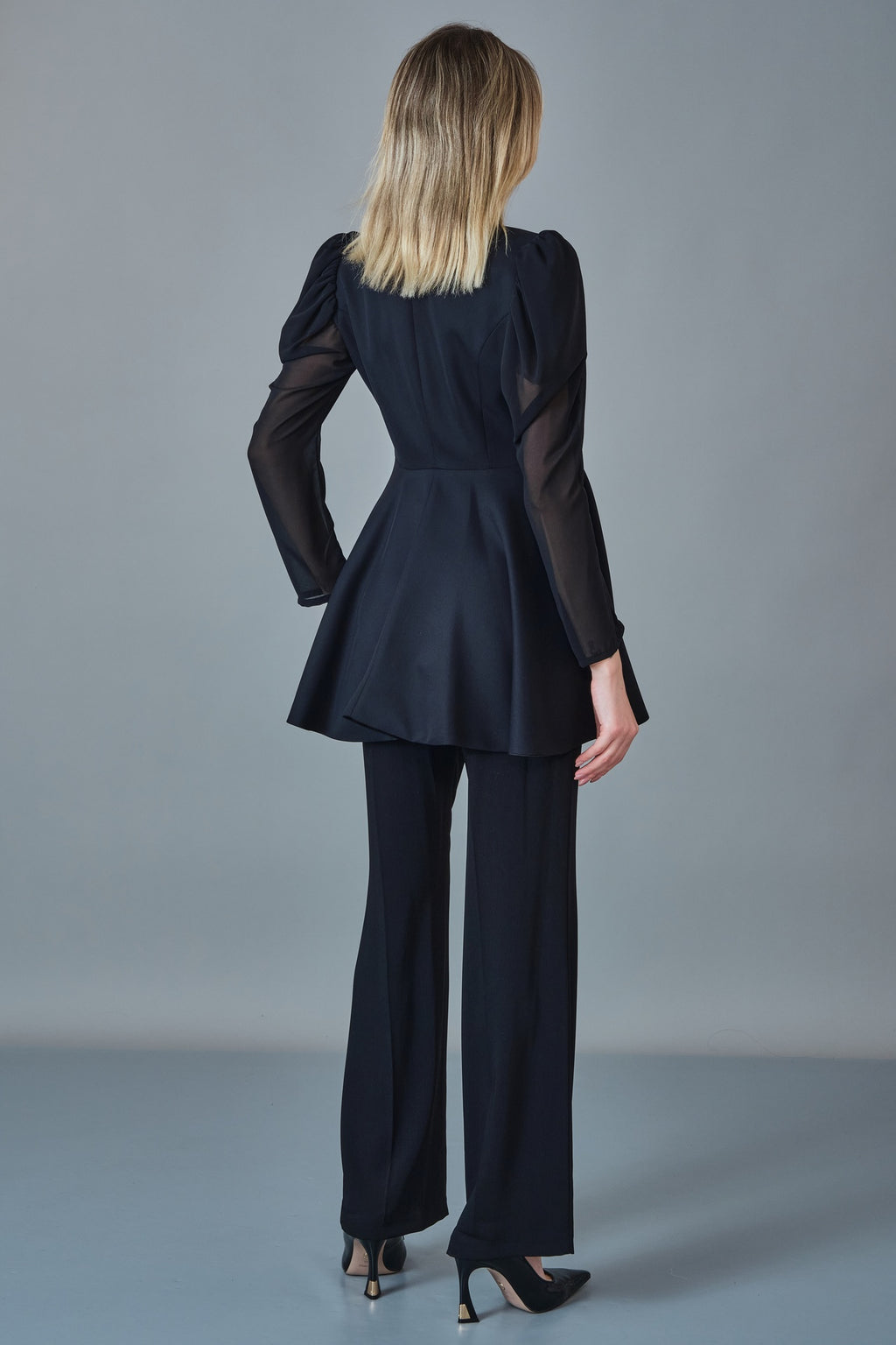 Qne Tu - Regular Size Suit (QNE27K5280)