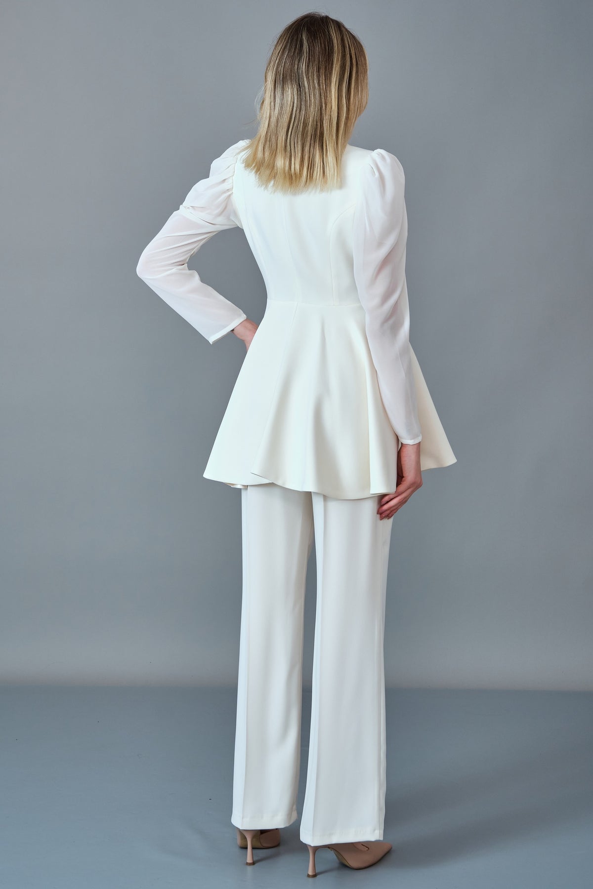 Qne Tu - Regular Size Suit (QNE27K5280)