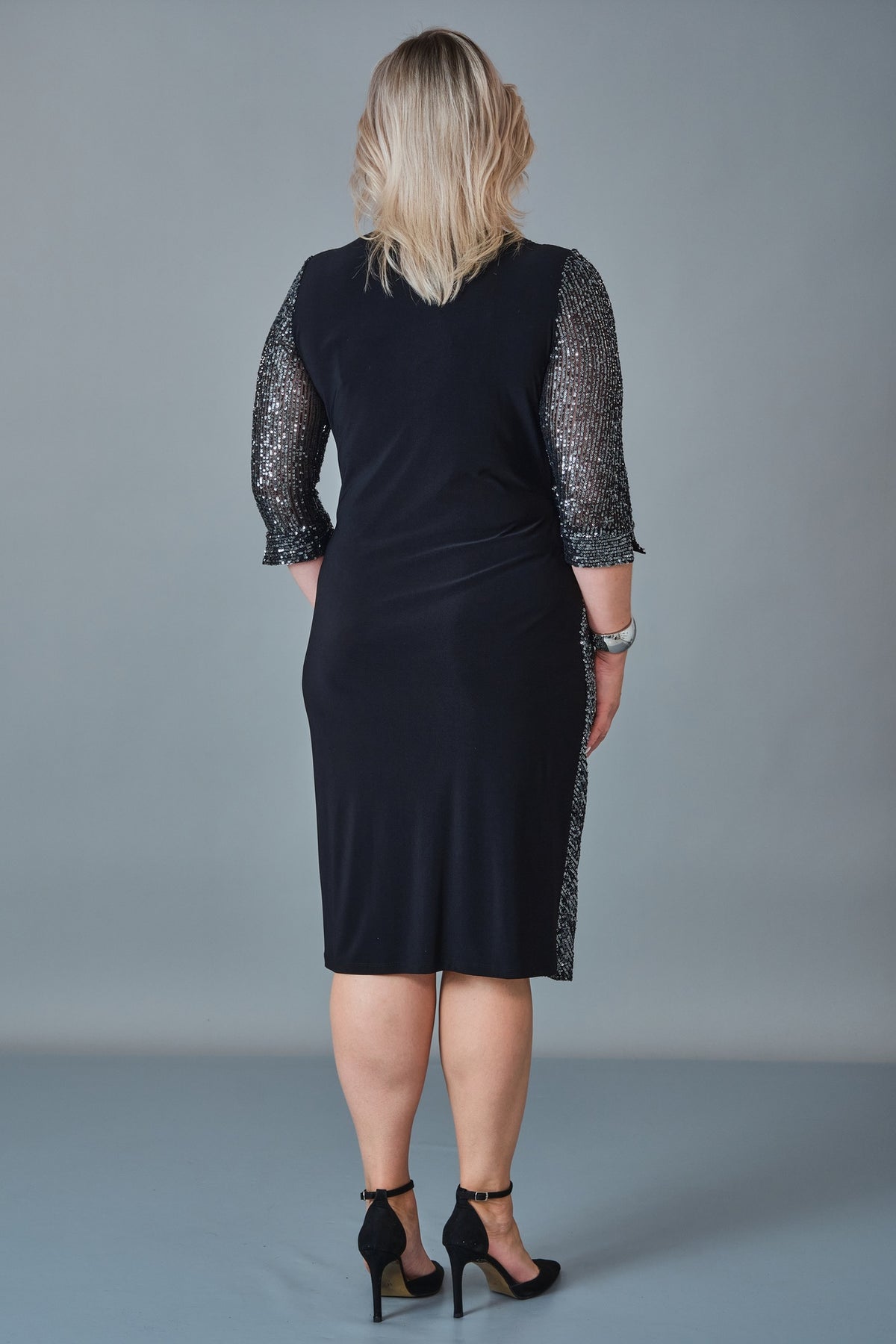 Karen - Plus Size Dress (KRN27K2363)