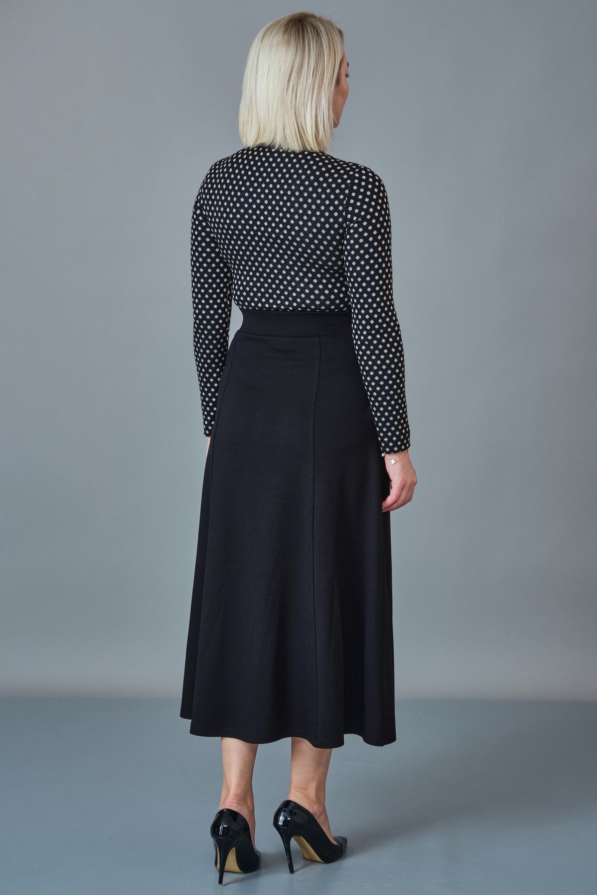 Revaro - Regular Size Skirt (REV27KE-3934)