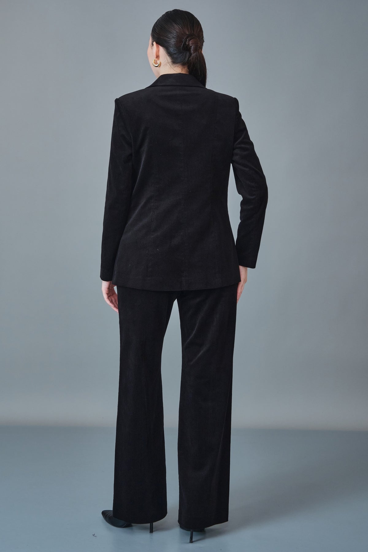 Meira - Regular Size Suit (MEI27K8900)