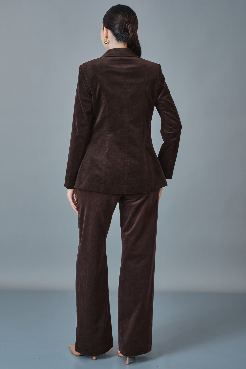 Meira - Regular Size Suit (MEI27K8900)