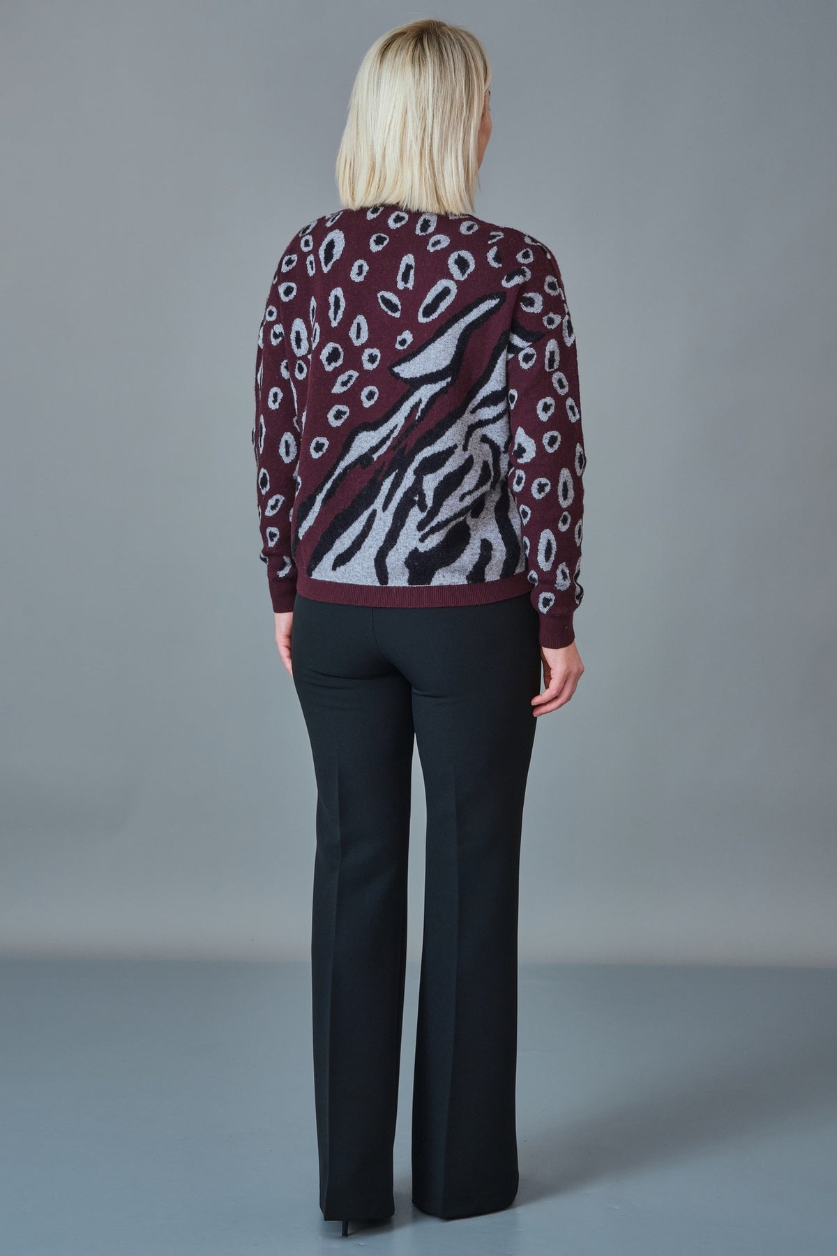 Vedi - Regular Size Jumper (VED27K8031)