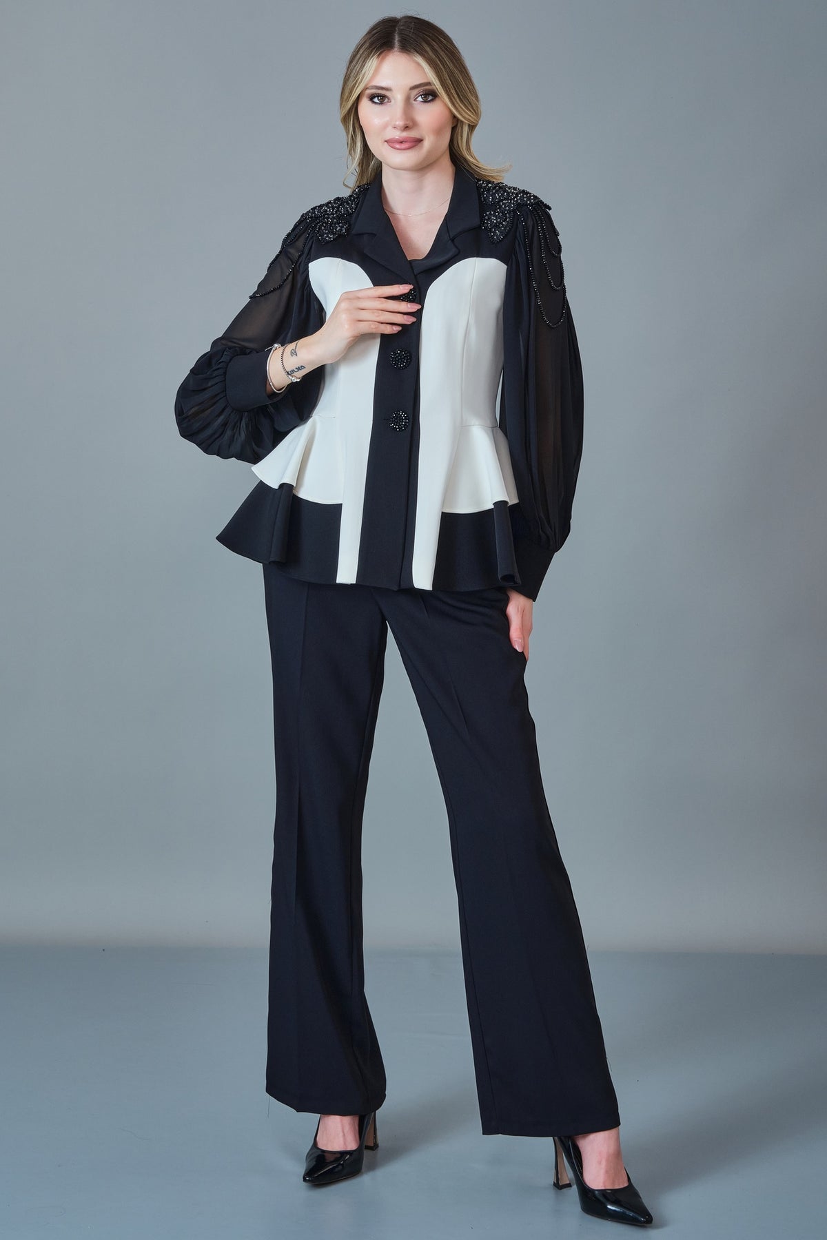 Qne Tu - Regular Size Suit (QNE27K5365)