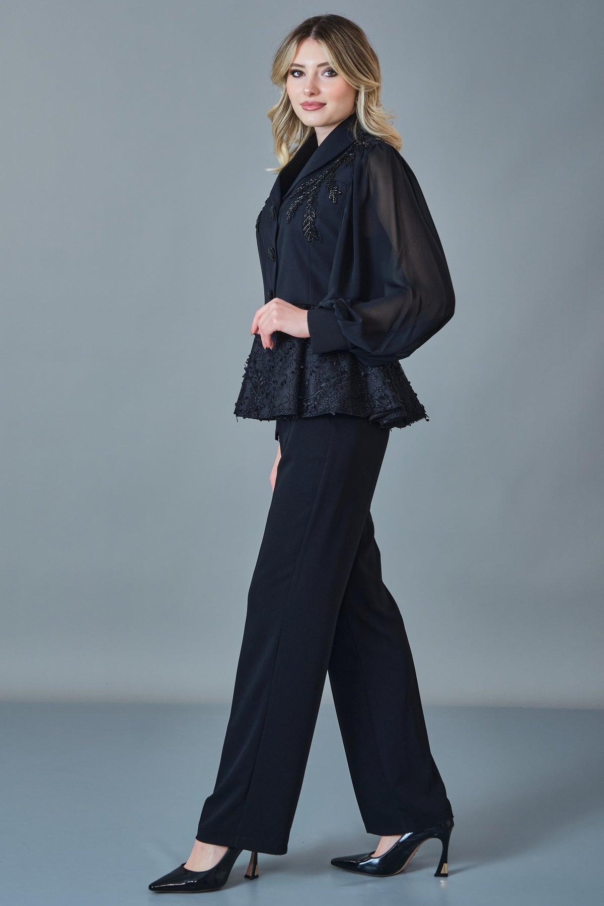 Qne Tu - Regular Size Suit (QNE27K5363)