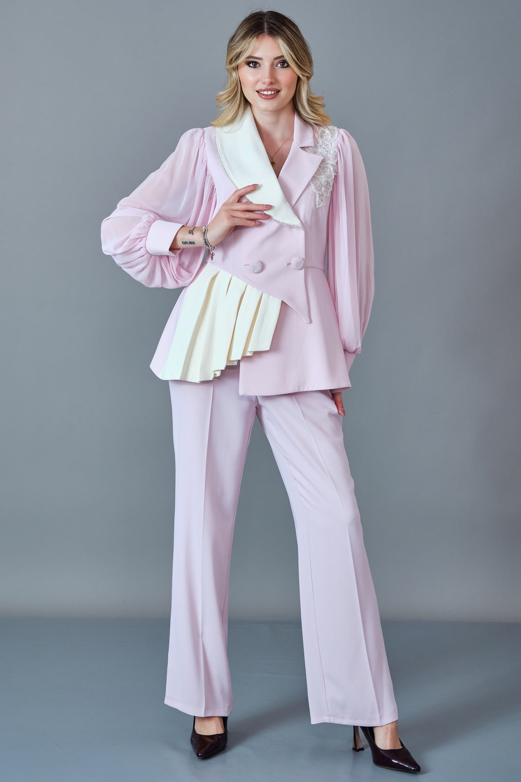 Qne Tu - Regular Size Suit (QNE27K5297)