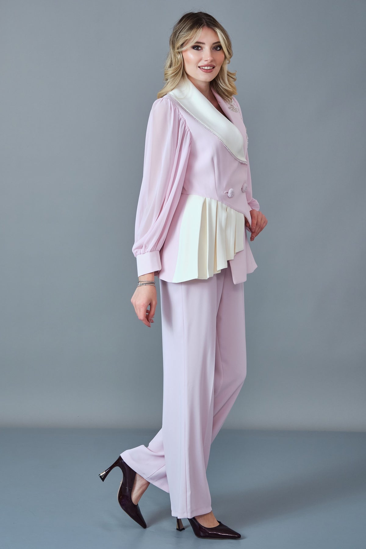 Qne Tu - Regular Size Suit (QNE27K5297)