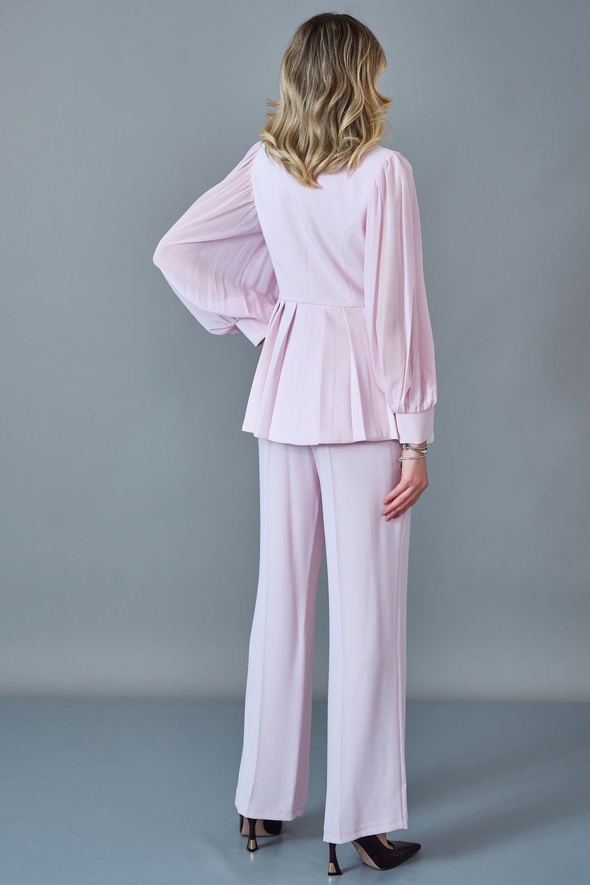 Qne Tu - Regular Size Suit (QNE27K5297)