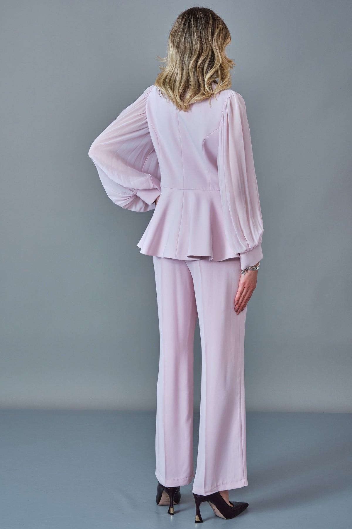Qne Tu - Regular Size Suit (QNE27K5312)