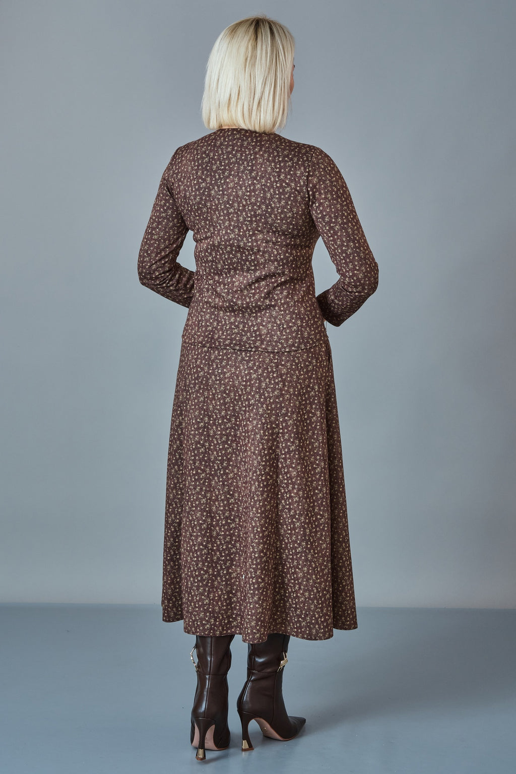 Revaro - Regular Size Suit (REV27KTK-1399)