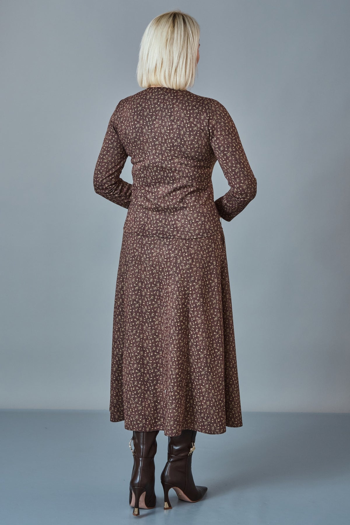Revaro - Regular Size Suit (REV27KTK-1399)