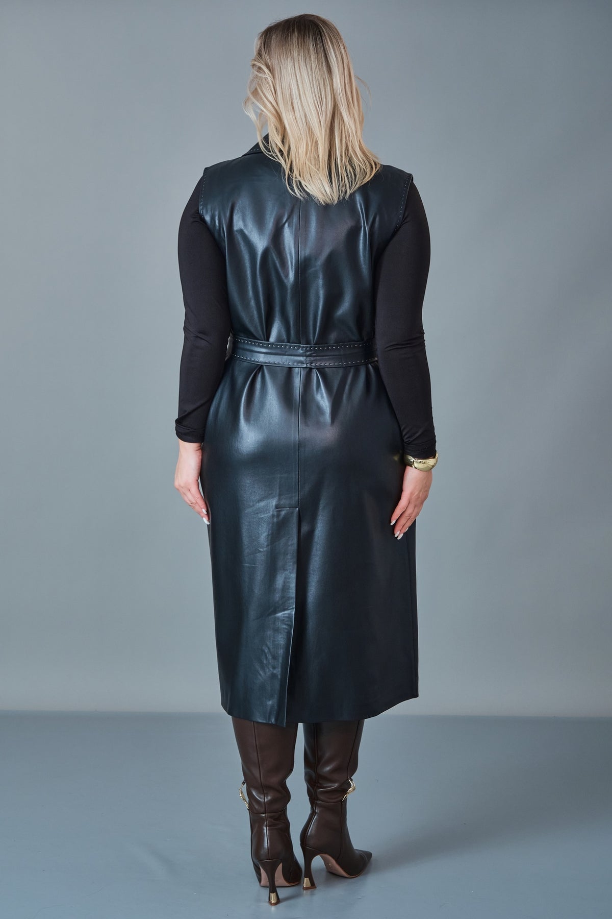 Renata - Plus Size Waistcoat (REN27KP3504.4)