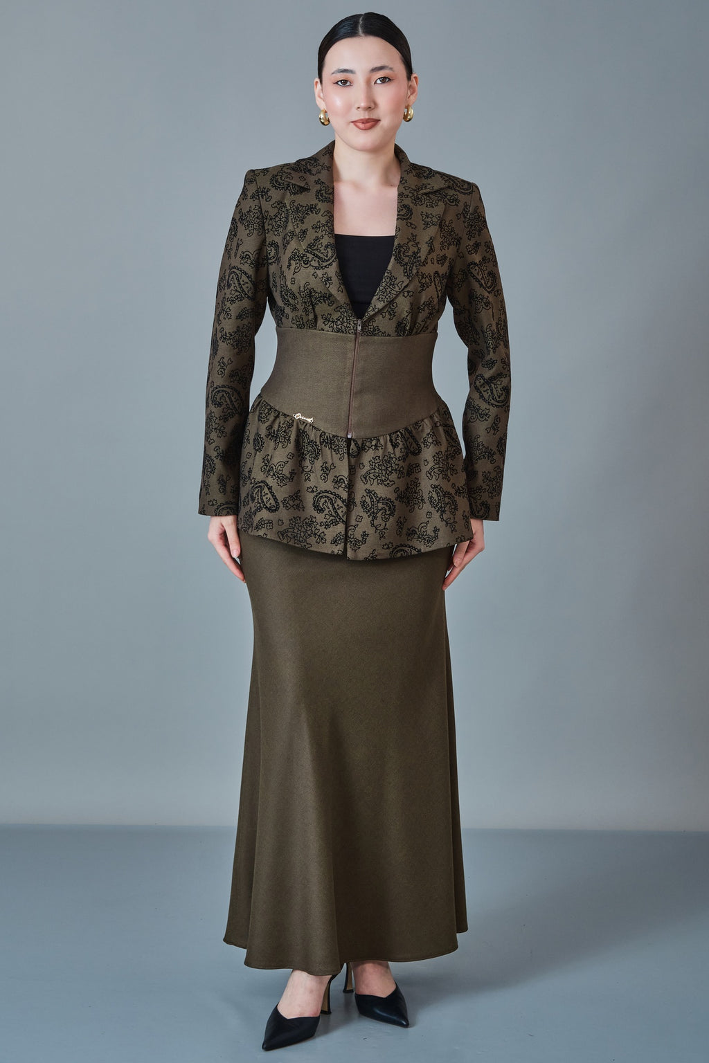 Orient - Regular Size Suit (ORI27K6411)