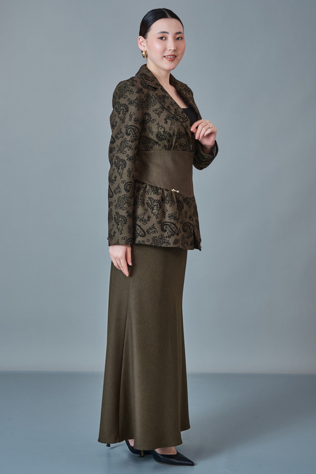 Orient - Regular Size Suit (ORI27K6411)
