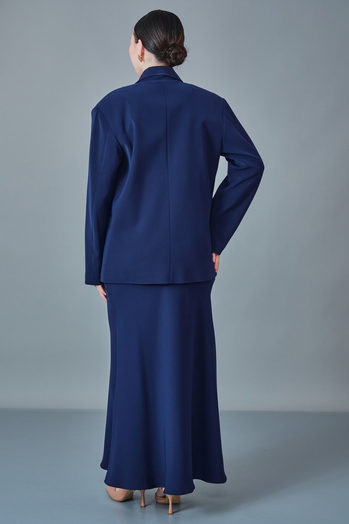 Orient - Regular Size Suit (ORI27K6421)