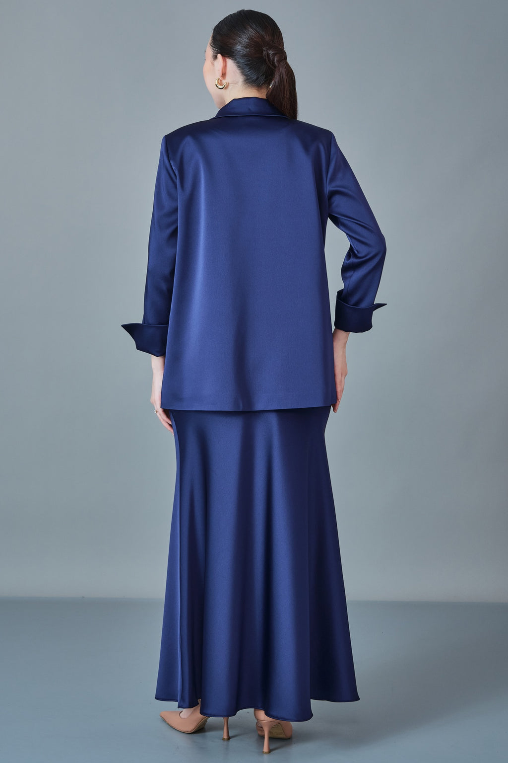Orient - Regular Size Suit (ORI27K6552)
