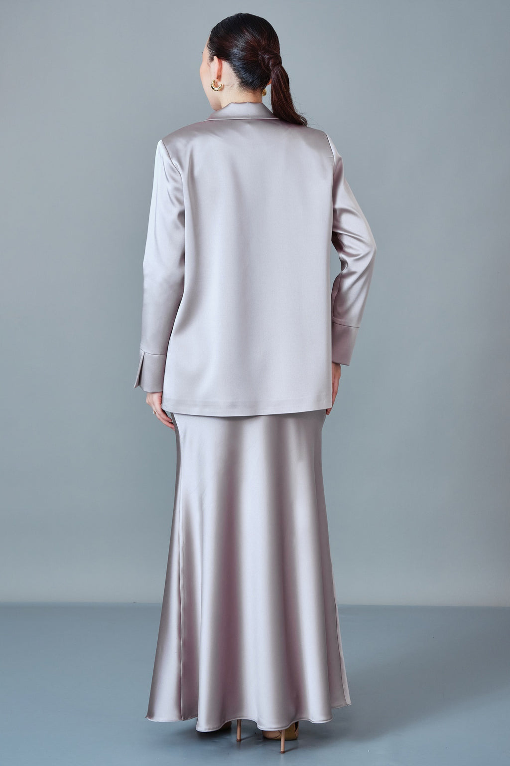 Orient - Regular Size Suit (ORI27K6552)