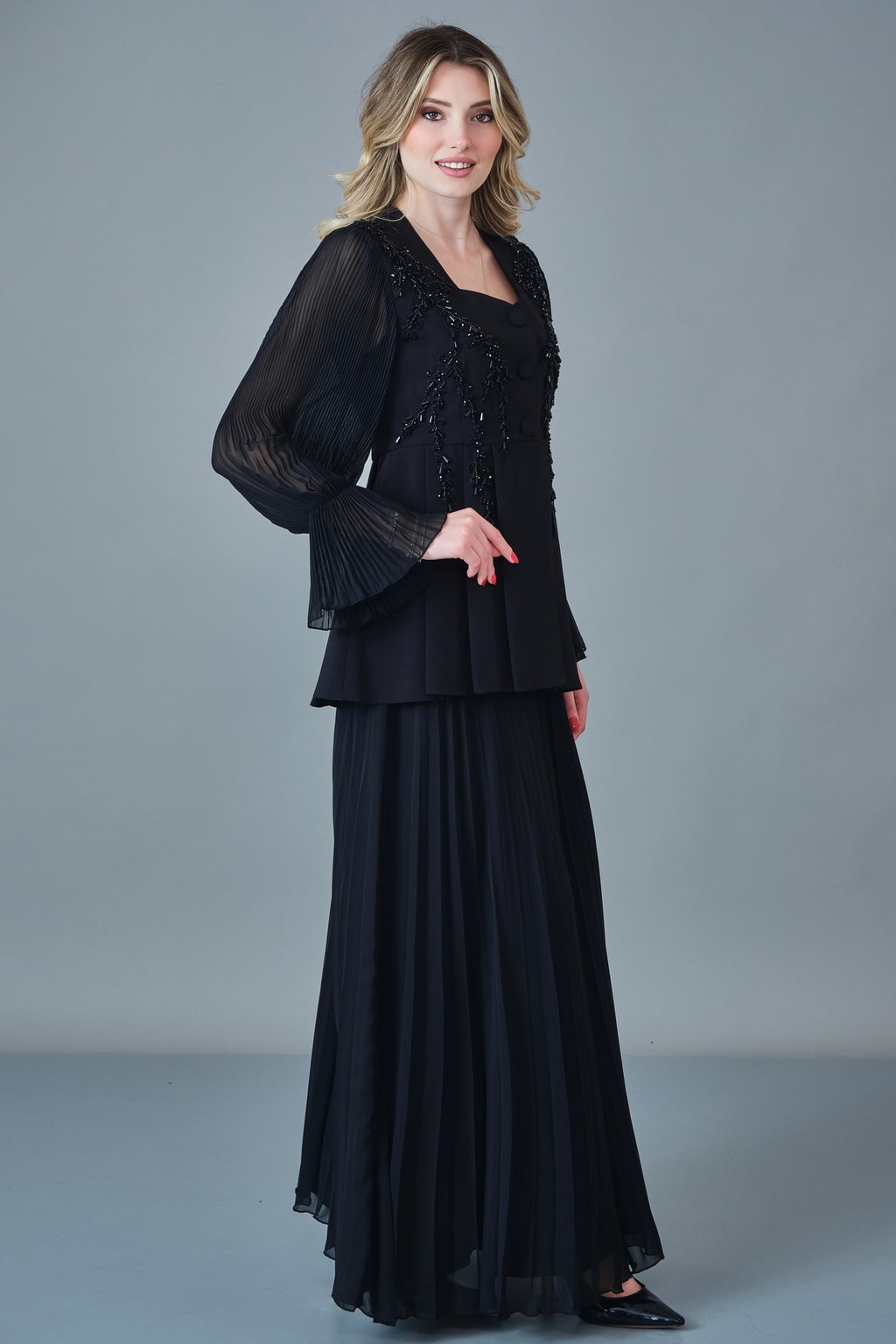 Qne Tu - Regular Size Suit (QNE27K5369)