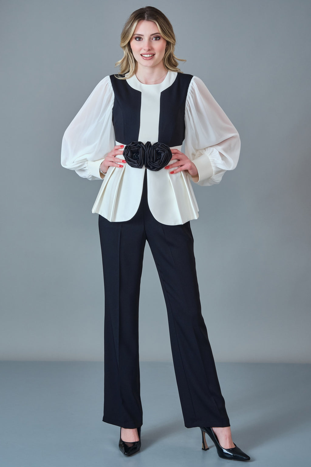 Qne Tu - Regular Size Suit (QNE27K5370)