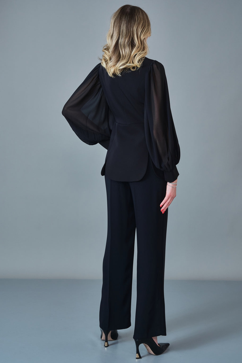 Qne Tu - Regular Size Suit (QNE27K5274)
