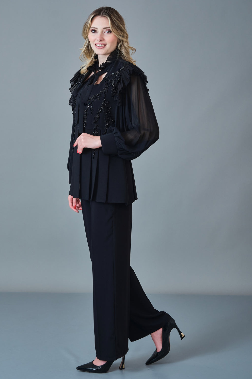 Qne Tu - Regular Size Suit (QNE27K5324)
